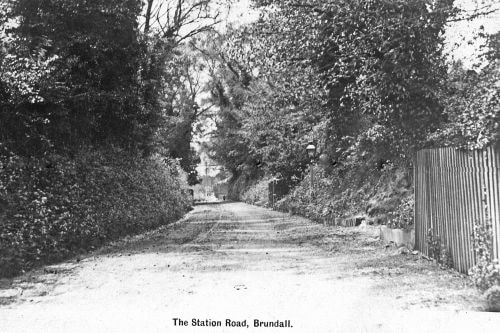 Station Road, Brundall, which was formerly called Common Lane.